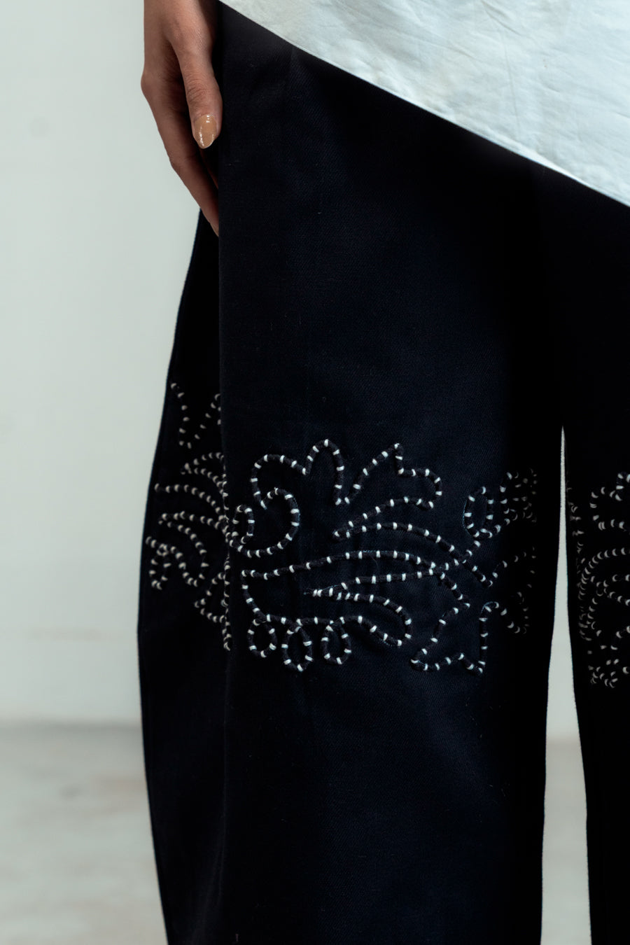 Sculpt Barrel Pants