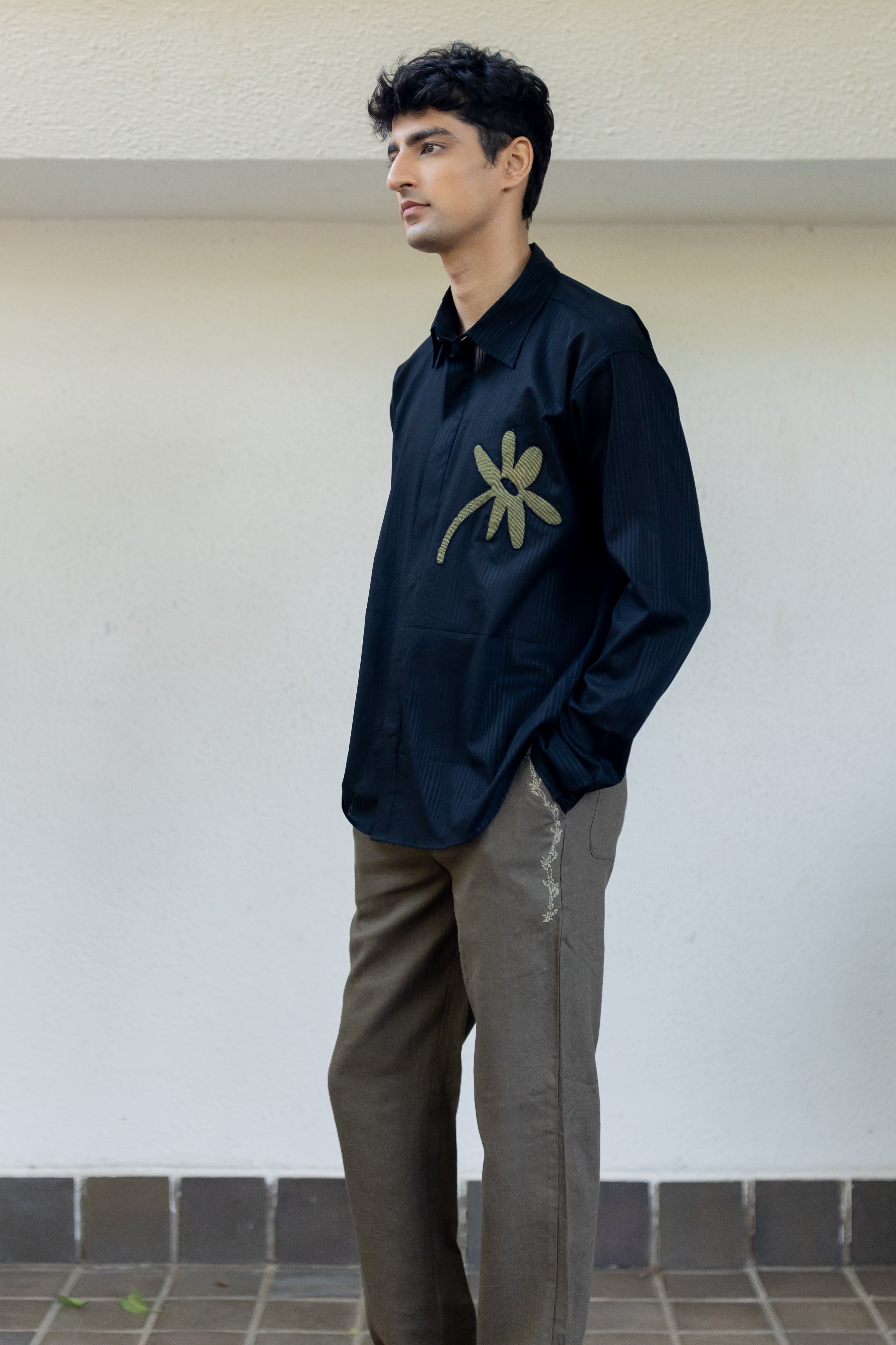 Èlan appliqué shirt