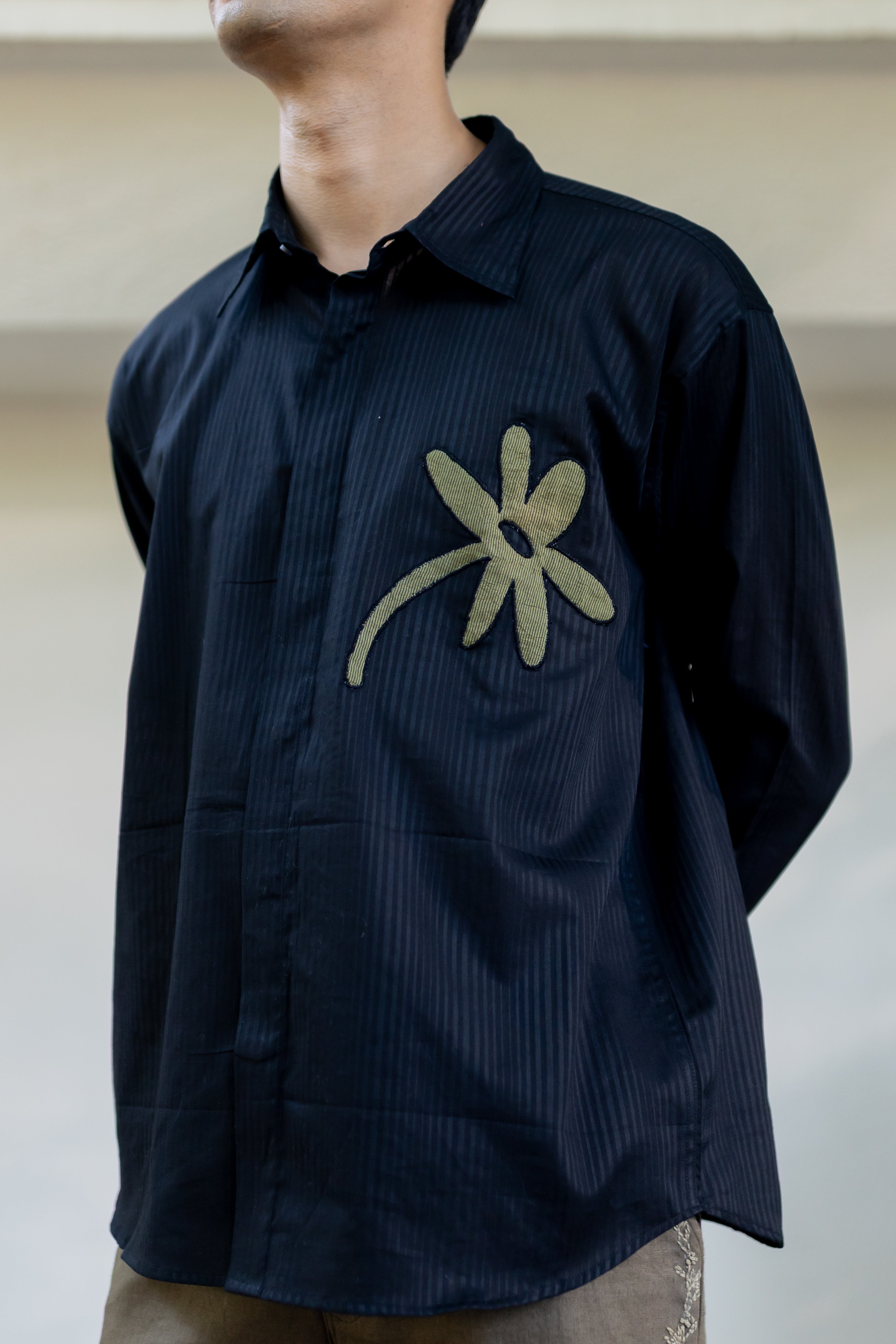 Èlan appliqué shirt